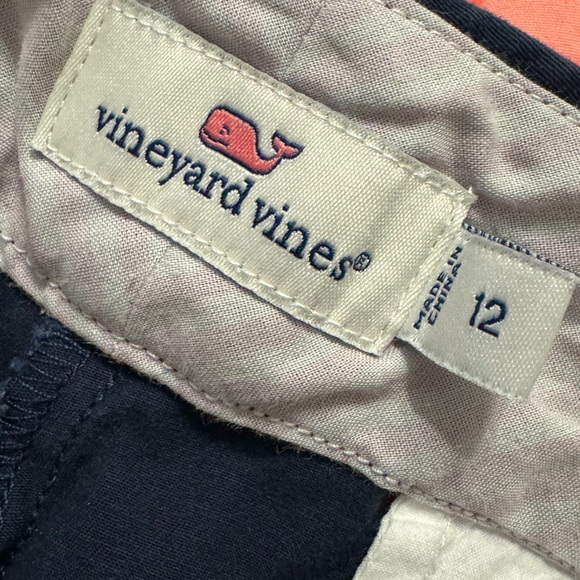 Women’s Vineyard Vines Shorts - Picture 2 of 3
